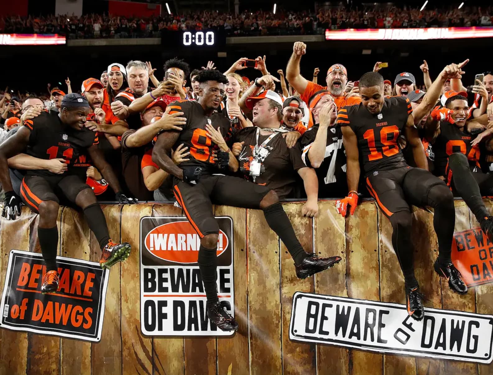 cleveland browns celebration - Browns 995 Browns 19 33OW Warn! Beware of Dawgs Beware Of Days Dew Of Da Beware Dawg Of